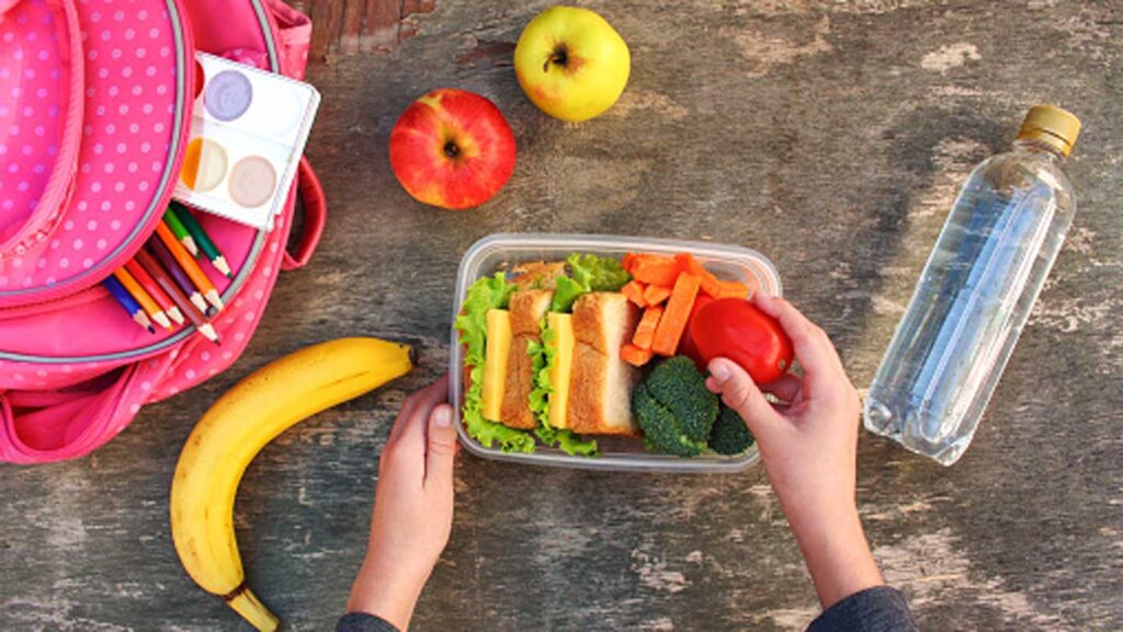 School-Lunches-Tips-Great-Ways-to-Do-It-with-Ease-on-newstime