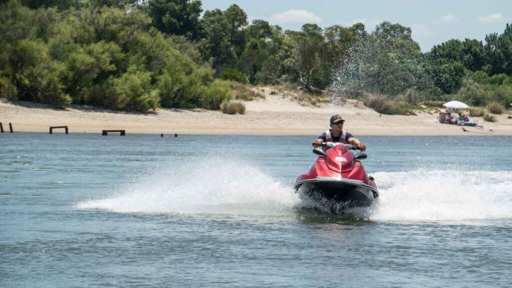 You-Should-Know-About-The-Range-Of-Jet-Ski-on-NewsTime