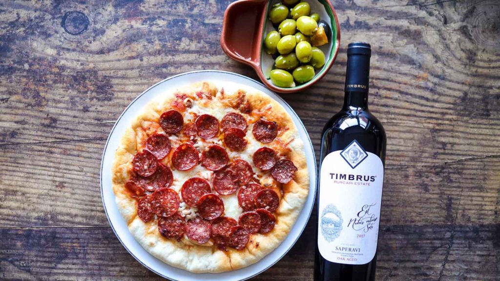 The-Helpful-Paring-Guide-of-Wine-and-Pizza-for-You-on-newstime