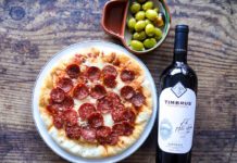 The-Helpful-Paring-Guide-of-Wine-and-Pizza-for-You-on-newstime